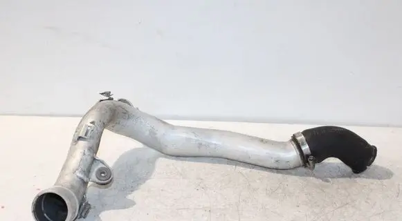 Intercooler hose/pipe