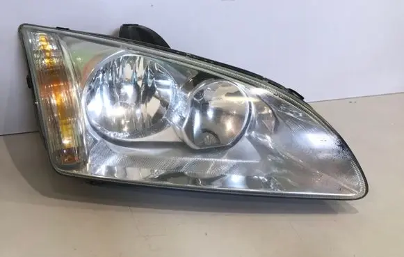 Ford Focus Headlight/headlamp 4M5113W029AC