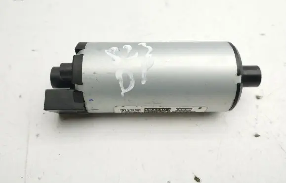 Tesla Model 3 Seat adjustment motor 4927103