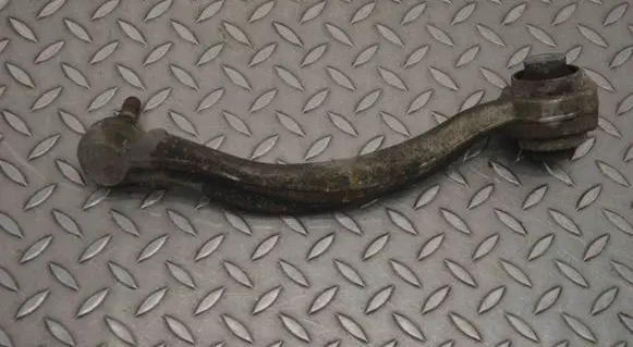 Front lower control arm/wishbone