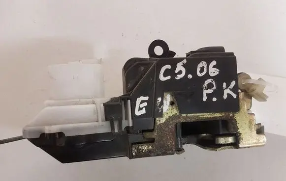 Citroen C5 Front door lock