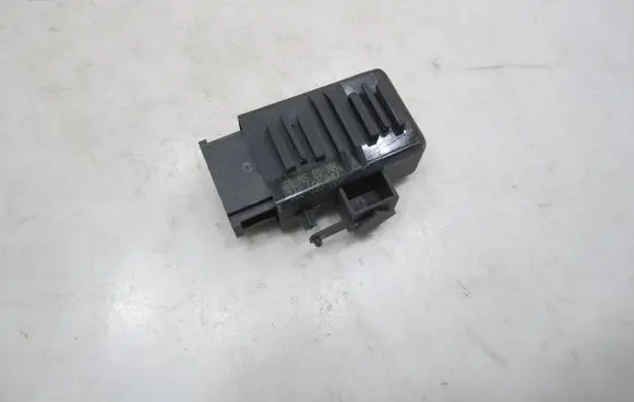 Volkswagen T-Cross Seat heating relay 2Q0959772