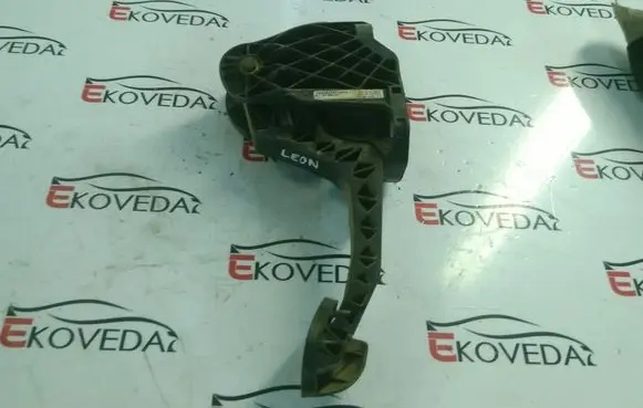 Clutch pedal