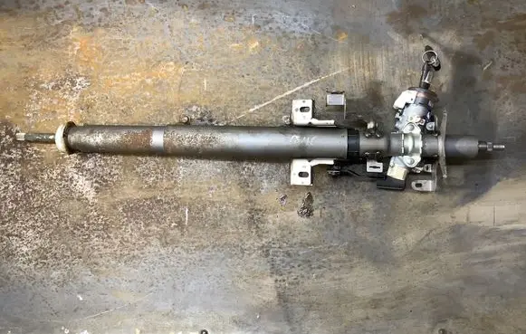 Subaru Outback Steering wheel axle 88215AG000 X1T25971