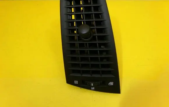 Cadillac CTS Dashboard side air vent grill/cover trim 25703819 M1516D1450