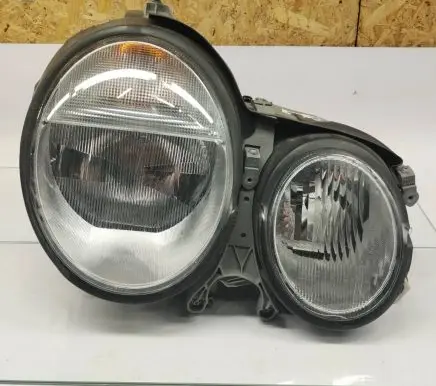 Mercedes-Benz E W210 Headlight/headlamp 2108203461