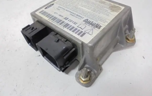 Ford Mondeo Mk III Suspension control unit/module 4S7T-14B056-AB
