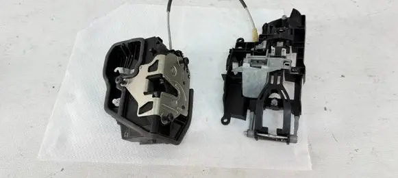 BMW 5 F10 F11 Rear door lock 7229459 7187227