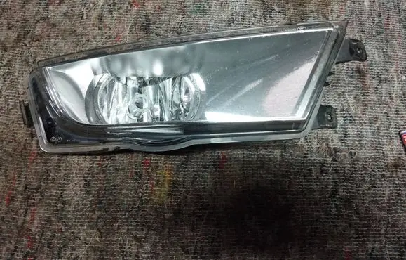 Skoda Octavia Mk3 (5E) Front fog light 5E0941702D 7190100001