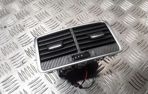 Audi A6 S6 C6 4F Rear air vent grill 4F0819203B
