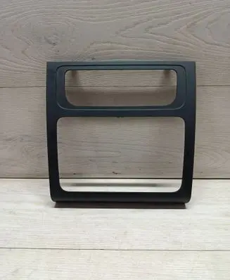 Volkswagen Sharan Radio/GPS head unit trim 1T0858071R
