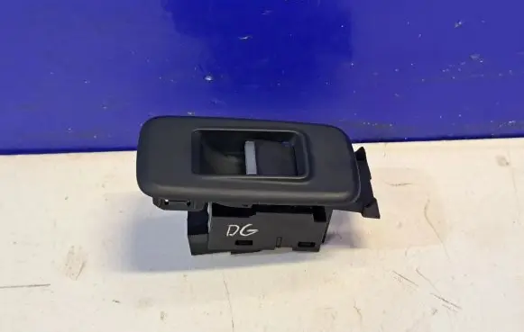 Jaguar XE Electric window control switch GX7314717AC