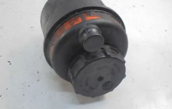Iveco Daily 3rd gen Power steering fluid tank/reservoir 