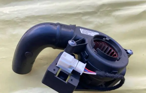 Mercedes-Benz C AMG W204 Heater fan/blower A2048300608 A2048321445