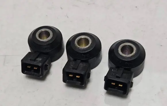 BMW M3 Detonation knock sensor 7830788