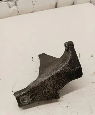 Volkswagen II LT Engine mounting bracket 074199308