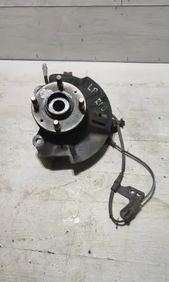 KIA Rio Front wheel hub