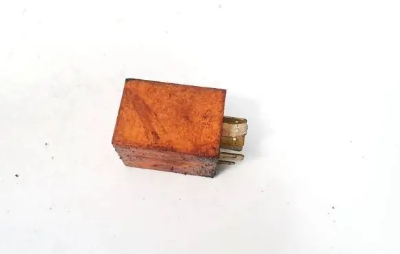 Opel Tigra A Other relay GM90457986 587