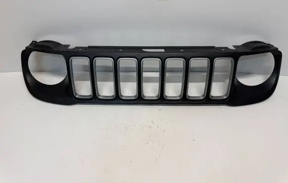 Jeep Renegade Front bumper upper radiator grill 52088680