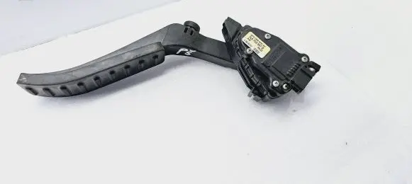 Porsche Cayenne (9PA) Accelerator throttle pedal 7L0723507D