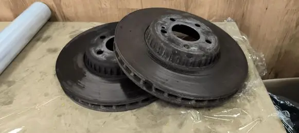 Mercedes-Benz GLC C253 Front brake disc A0004212712