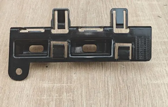 BMW X5 G05 Sill supporting ledge 7469386