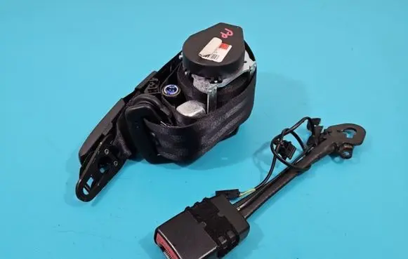 Skoda Superb B6 (3T) Front seatbelt 3T1857702 IMPRK1375009