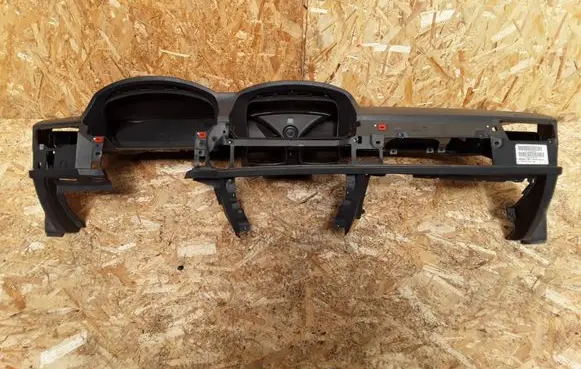 BMW 7 E65 E66 Dashboard 702686838