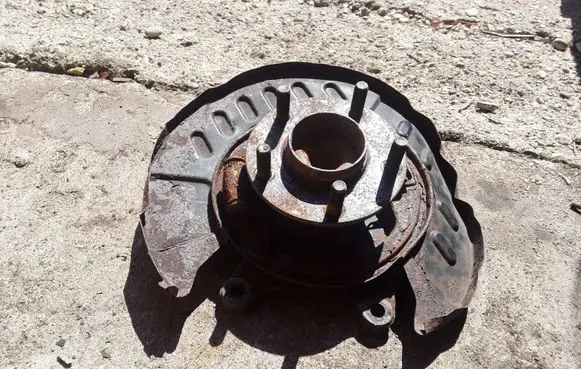 Mazda CX-7 Rear wheel hub 501R6802K2