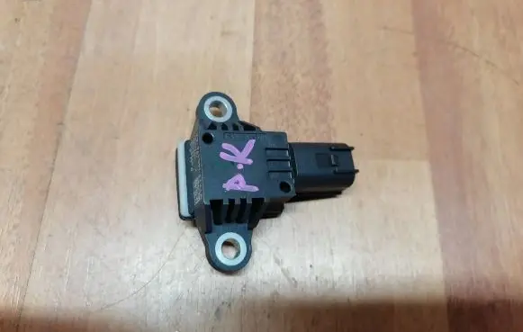 Jaguar XF X250 Airbag deployment crash/impact sensor 9X2314C676AA 9X2314C676AC 10032009