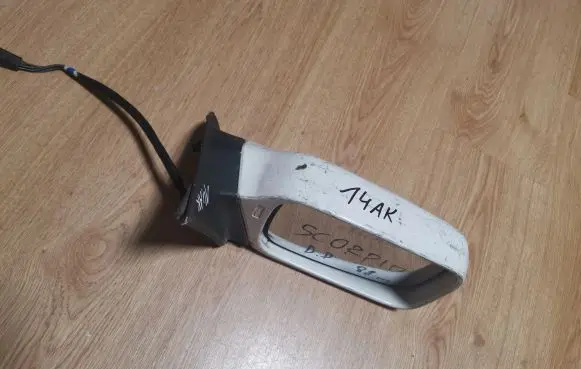 Ford Scorpio Front door electric wing mirror