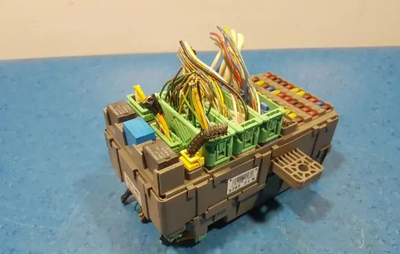 Honda Civic IX Fuse box set 37832LN