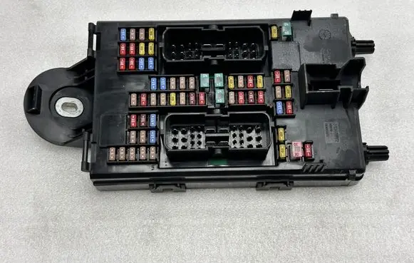 Volvo XC90 Fuse module 31346672