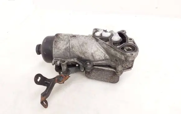 Citroen C4 Grand Picasso Oil filter mounting bracket 