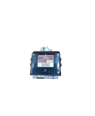 Toyota Sequoia (XK60) Suspension control unit/module 895330C021 36381111490