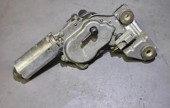 Volvo XC70 Rear window wiper motor 9154525 0390201558