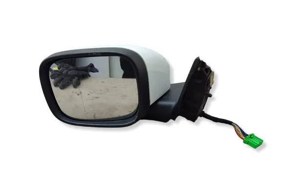 Volvo XC70 Front door electric wing mirror 