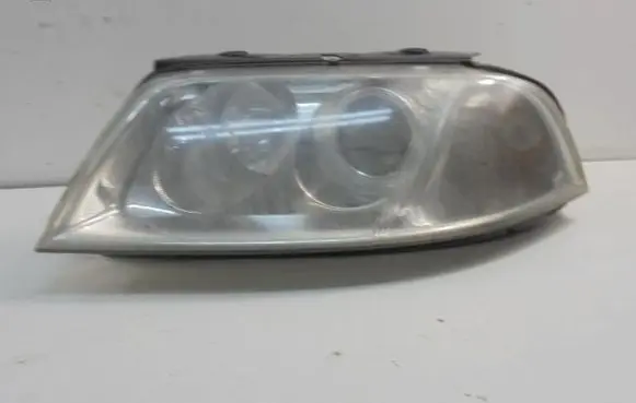 Volkswagen PASSAT B5.5 Headlight/headlamp 3B0941015AN