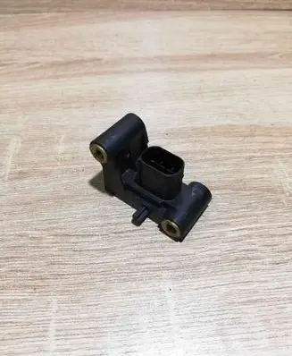 BMW 5 E39 Airbag deployment crash/impact sensor 6977390