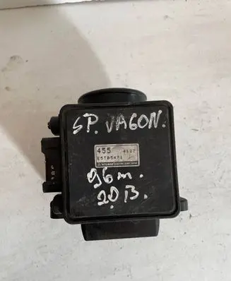 Mitsubishi Space Wagon Mass air flow meter E5T05471
