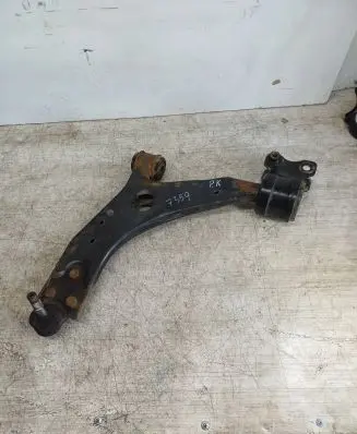Ford Focus C-MAX Front lower control arm/wishbone