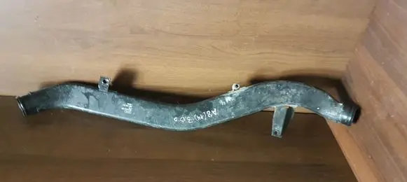 Audi A8 S8 D3 4E Intercooler hose/pipe 4E0145731
