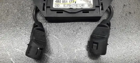 Audi A6 Allroad C5 Alarm movement detector/sensor 