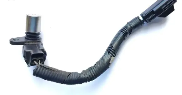 Volvo V70 Crankshaft position sensor 30713485