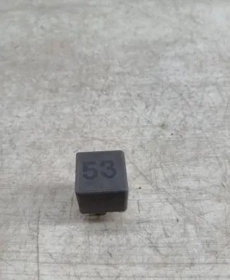 Volkswagen PASSAT B3 Other relay 141951253B