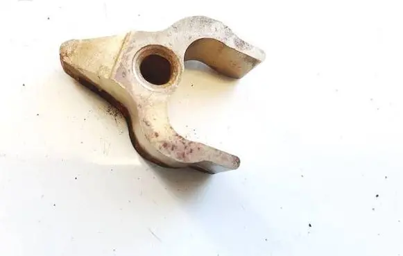 BMW 3 E90 E91 Fuel Injector clamp holder 