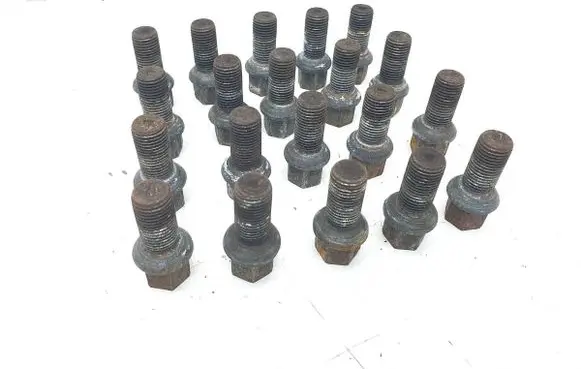Mercedes-Benz ML W166 Nuts/bolts 