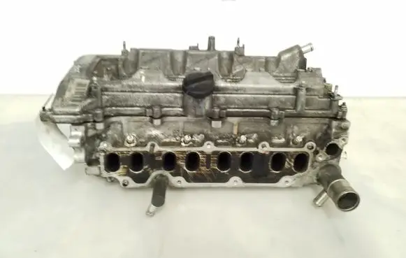 Toyota Corolla Verso AR10 Engine head 