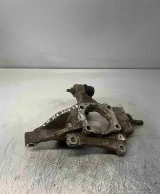 Volvo V70 Front wheel hub spindle knuckle 9461943