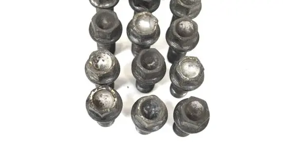 Mini One - Cooper Coupe R56 Nuts/bolts 